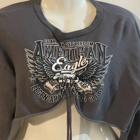 Papaya Dark Gray Graphic Cropped Top - Picture 3 of 4